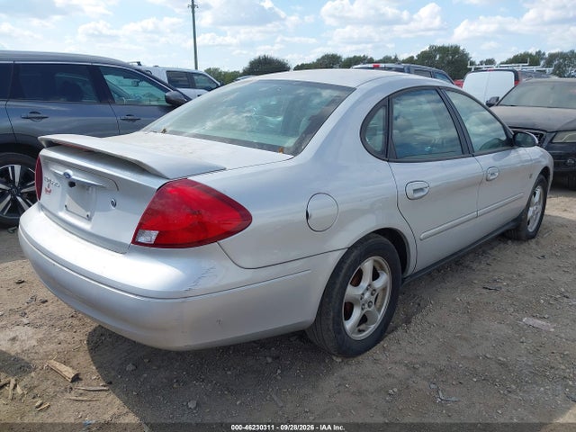 46230311 :رقم المزاد ، 1FAFP55SX2A109162 vin ، 2002 Ford Taurus Ses مزاد بيع
