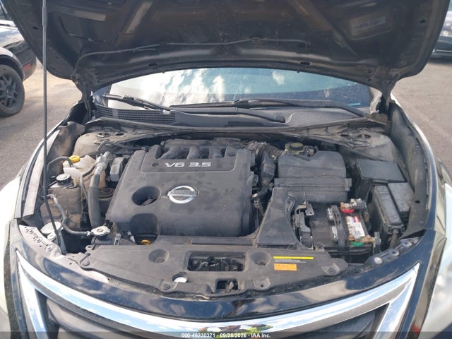 2015 Nissan Altima 3.5 S/3.5 Sl/3.5 Sv მანქანა იყიდება აუქციონზე, vin: 1N4BL3AP4FC497306, აუქციონის ნომერი: 46230371