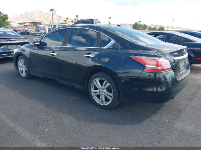 2015 Nissan Altima 3.5 S/3.5 Sl/3.5 Sv მანქანა იყიდება აუქციონზე, vin: 1N4BL3AP4FC497306, აუქციონის ნომერი: 46230371