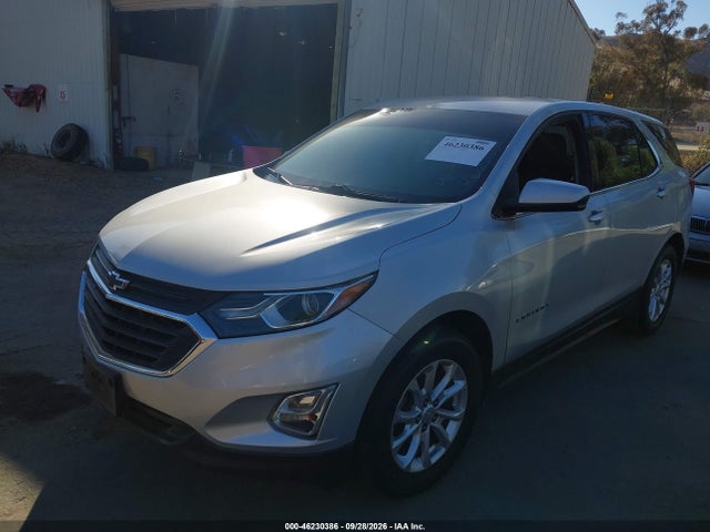 Chevrolet EQUINOX LT 2018 2GNAXJEV8J6228449 Image 2