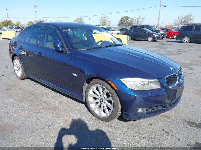 2011 Bmw 328i მანქანა იყიდება აუქციონზე, vin: WBAPH5G58BNM74173, აუქციონის ნომერი: 46230451