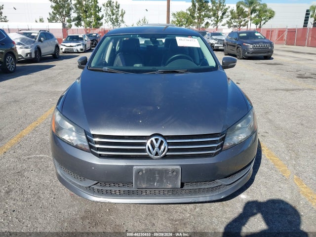 1VWAT7A30FC061074 Volkswagen Passat 1.8t Wolfsburg Edition