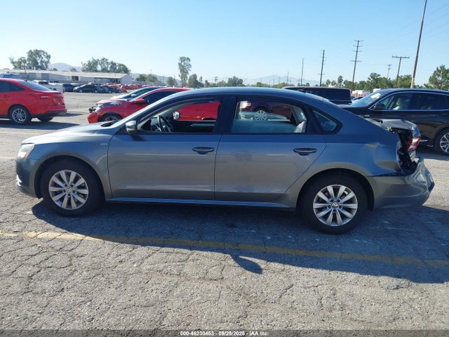 1VWAT7A30FC061074 Volkswagen Passat 1.8t Wolfsburg Edition