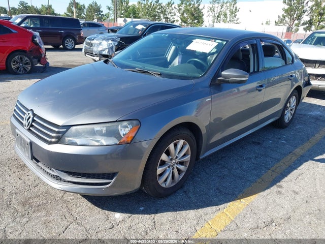 1VWAT7A30FC061074 Volkswagen Passat 1.8t Wolfsburg Edition