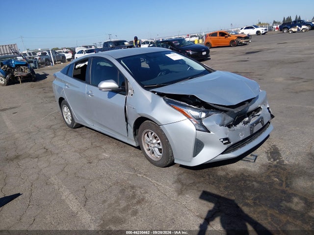 Продаж на аукціоні авто 2016 Toyota Prius Two Eco, vin: JTDKARFUXG3028675, номер лоту: 46230462