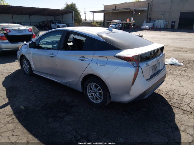 2016 Toyota Prius Two Eco მანქანა იყიდება აუქციონზე, vin: JTDKARFUXG3028675, აუქციონის ნომერი: 46230462