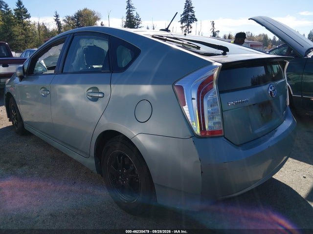 Toyota Prius 2014 JTDKN3DU7E1774112 Image 3
