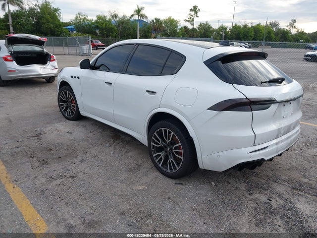 46230484 :رقم المزاد ، ZN682AVM6P7428914 vin ، 2023 Maserati Grecale Modena مزاد بيع