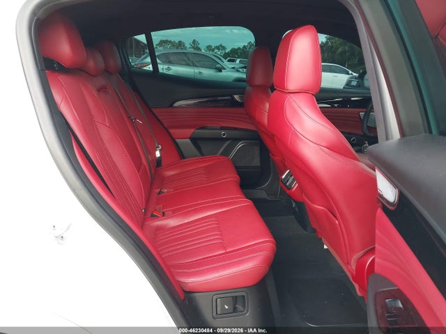 46230484 :رقم المزاد ، ZN682AVM6P7428914 vin ، 2023 Maserati Grecale Modena مزاد بيع