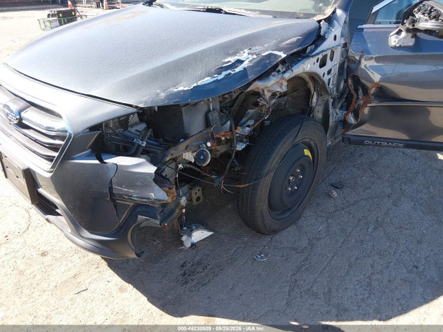 2018 Subaru Outback 2.5i Premium მანქანა იყიდება აუქციონზე, vin: 4S4BSAFC0J3327925, აუქციონის ნომერი: 46230509