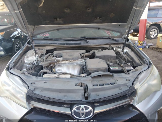 46230548 :رقم المزاد ، 4T1BF1FK1FU042535 vin ، 2015 Toyota Camry Se مزاد بيع