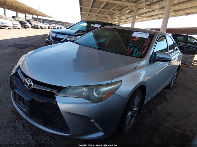 46230548 :رقم المزاد ، 4T1BF1FK1FU042535 vin ، 2015 Toyota Camry Se مزاد بيع