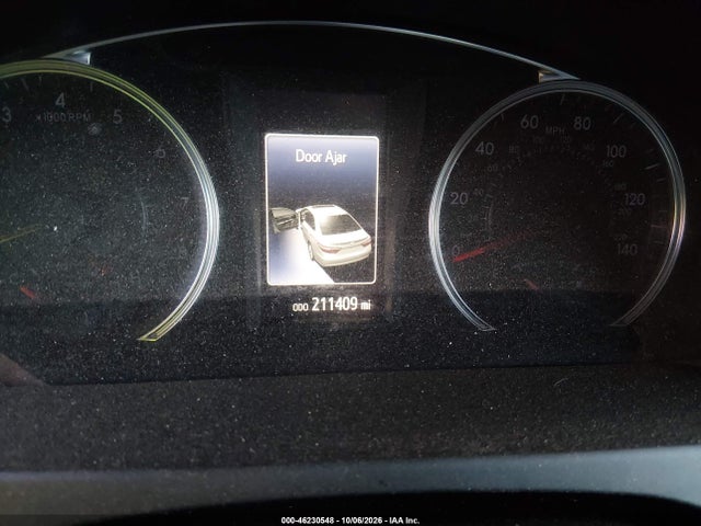 46230548 :رقم المزاد ، 4T1BF1FK1FU042535 vin ، 2015 Toyota Camry Se مزاد بيع