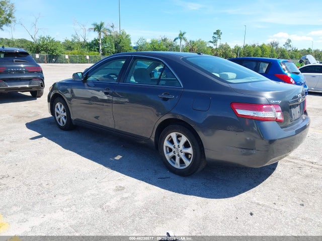 46230577 :رقم المزاد ، 4T1BF3EK8BU175591 vin ، 2011 Toyota Camry Le مزاد بيع