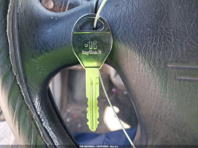 2000 Nissan Xterra Se/xe მანქანა იყიდება აუქციონზე, vin: 5N1ED28T7YC539869, აუქციონის ნომერი: 46230603