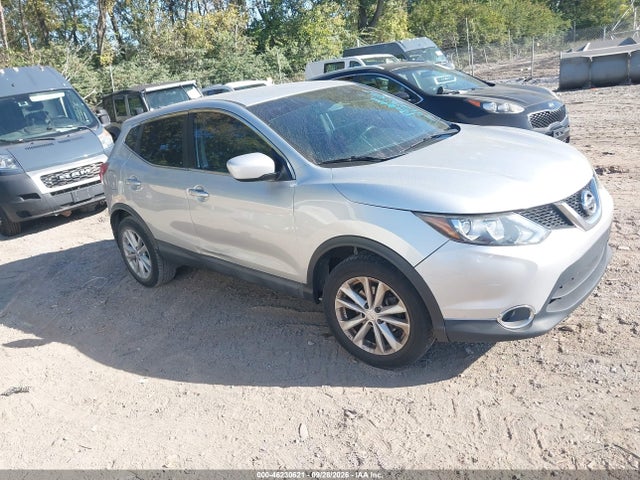 46230621 :رقم المزاد ، JN1BJ1CP7JW101297 vin ، 2018 Nissan Rogue Sport S مزاد بيع