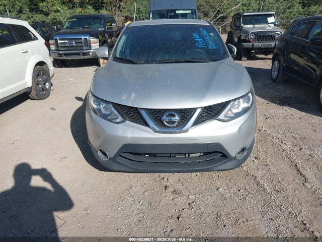 46230621 :رقم المزاد ، JN1BJ1CP7JW101297 vin ، 2018 Nissan Rogue Sport S مزاد بيع