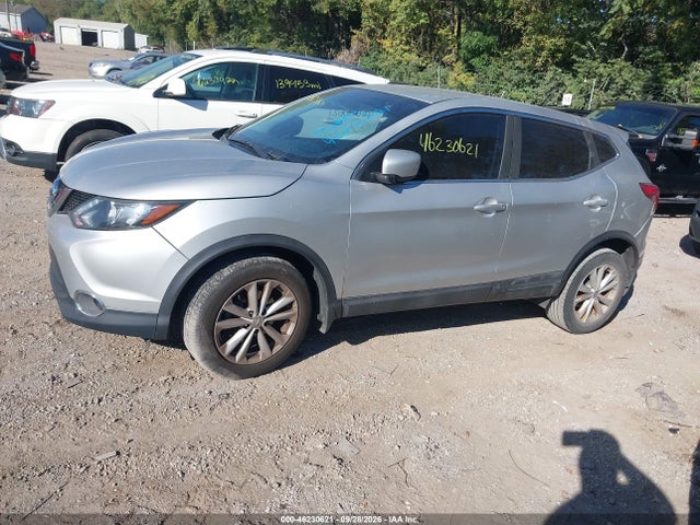 46230621 :رقم المزاد ، JN1BJ1CP7JW101297 vin ، 2018 Nissan Rogue Sport S مزاد بيع