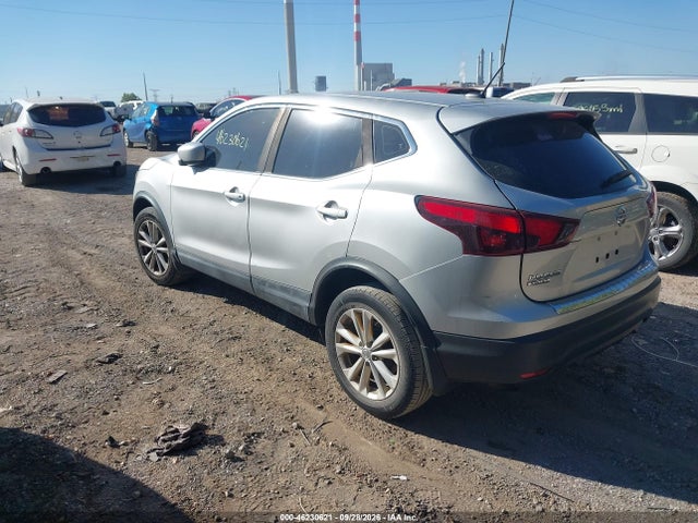 46230621 :رقم المزاد ، JN1BJ1CP7JW101297 vin ، 2018 Nissan Rogue Sport S مزاد بيع