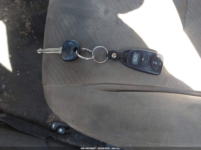 Продажа на аукционе авто 2013 Hyundai Elantra Gls, vin: KMHDH4AE1DU749735, номер лота: 46230647