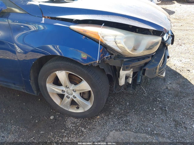 Продажа на аукционе авто 2013 Hyundai Elantra Gls, vin: KMHDH4AE1DU749735, номер лота: 46230647