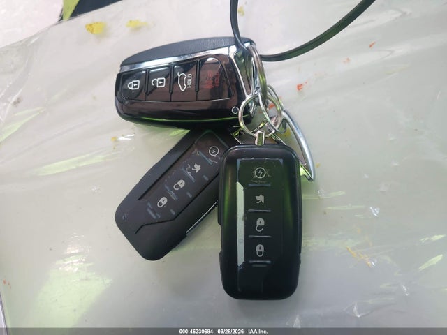 46230684 :رقم المزاد ، KM8SNDHF3GU140388 vin ، 2016 Hyundai Santa Fe Limited مزاد بيع