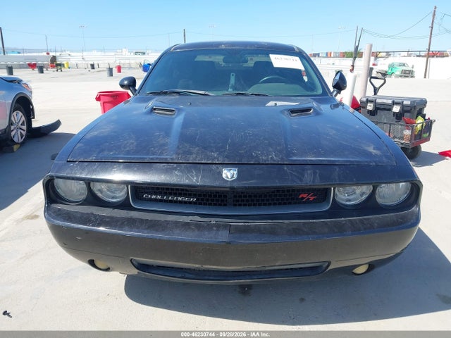 46230744 :رقم المزاد ، 2B3CJ5DT5AH296806 vin ، 2010 Dodge Challenger R/t مزاد بيع