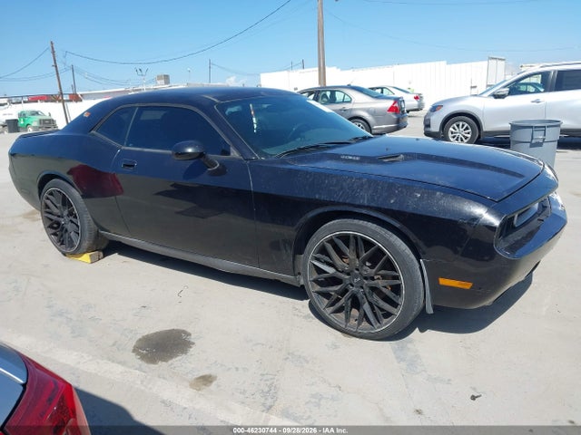 46230744 :رقم المزاد ، 2B3CJ5DT5AH296806 vin ، 2010 Dodge Challenger R/t مزاد بيع