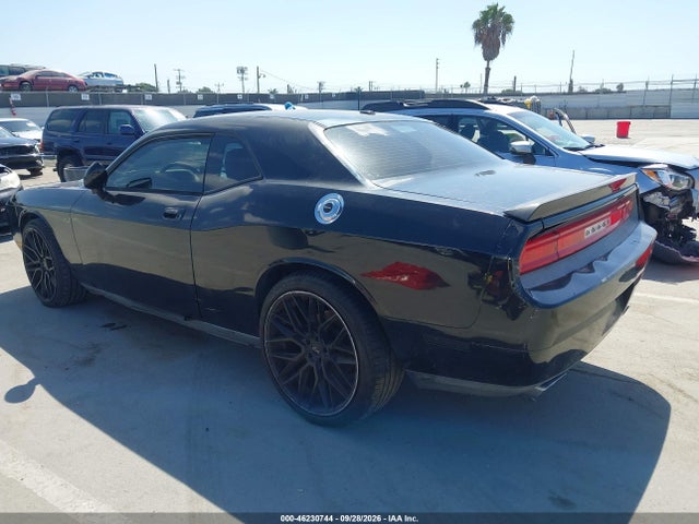 46230744 :رقم المزاد ، 2B3CJ5DT5AH296806 vin ، 2010 Dodge Challenger R/t مزاد بيع