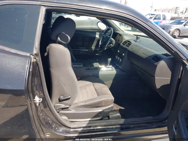 46230744 :رقم المزاد ، 2B3CJ5DT5AH296806 vin ، 2010 Dodge Challenger R/t مزاد بيع