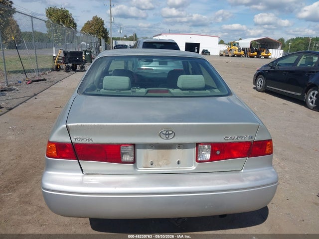 2001 Toyota Camry Le მანქანა იყიდება აუქციონზე, vin: JT2BG22K610595817, აუქციონის ნომერი: 46230763