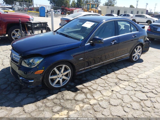 46230775 :رقم المزاد ، WDDGF4HBXCR222285 vin ، 2012 Mercedes-benz C 250 Sport مزاد بيع