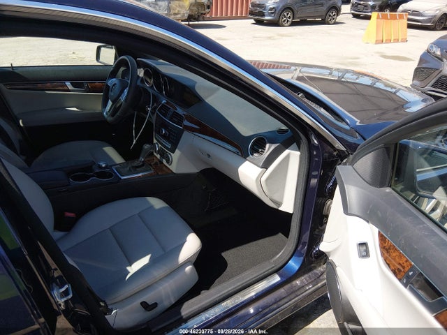 46230775 :رقم المزاد ، WDDGF4HBXCR222285 vin ، 2012 Mercedes-benz C 250 Sport مزاد بيع