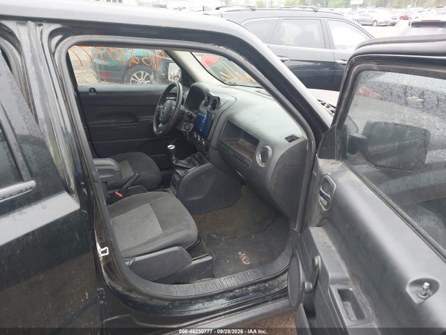 Auction sale of the 2016 Jeep Patriot Sport, vin: 1C4NJPBAXGD789925, lot number: 46230777