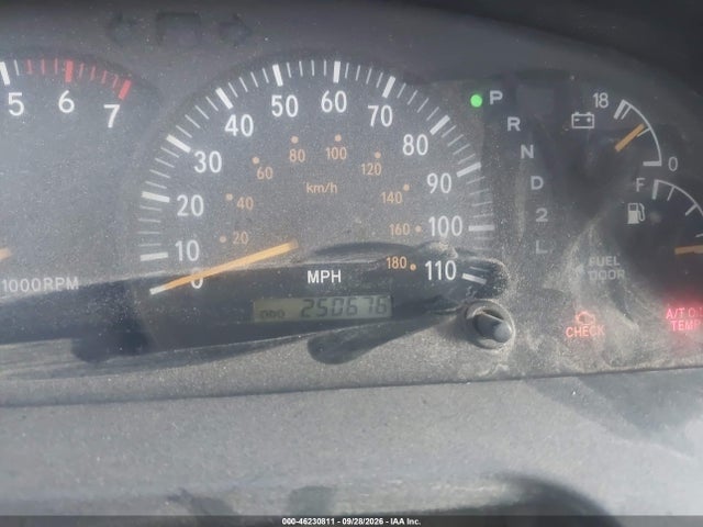 2002 Toyota Tundra Ltd V8 მანქანა იყიდება აუქციონზე, vin: 5TBBT48182S322379, აუქციონის ნომერი: 46230811