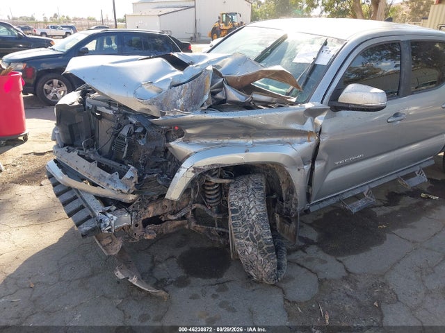 3TMBZ5DN7JM015059 Toyota Tacoma Trd Sport