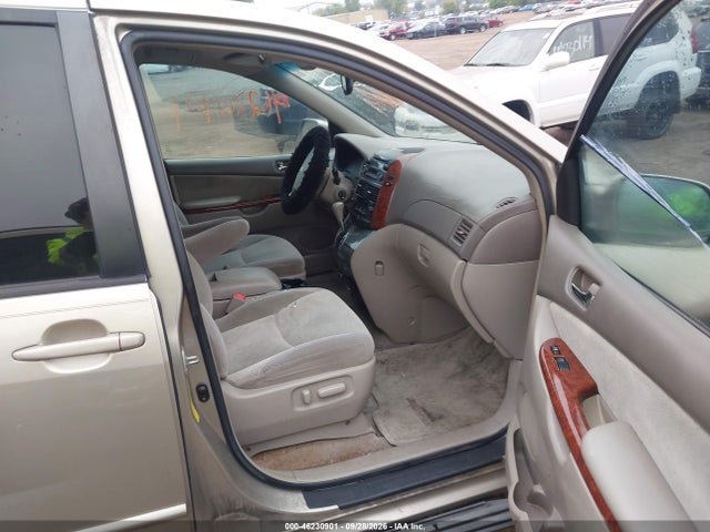2005 Toyota Sienna Xle მანქანა იყიდება აუქციონზე, vin: 5TDZA22C15S335053, აუქციონის ნომერი: 46230901