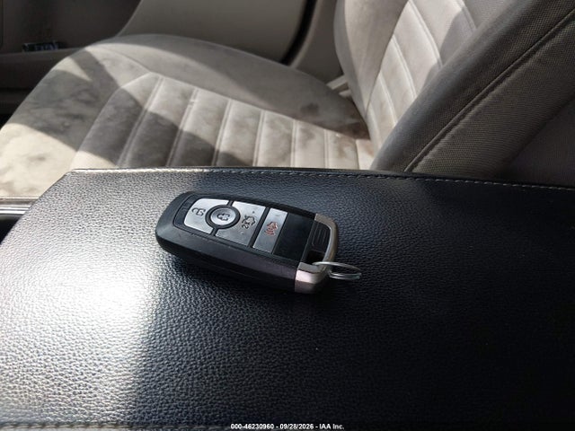 2019 Ford Fusion Hybrid Se მანქანა იყიდება აუქციონზე, vin: 3FA6P0LUXKR181945, აუქციონის ნომერი: 46230960