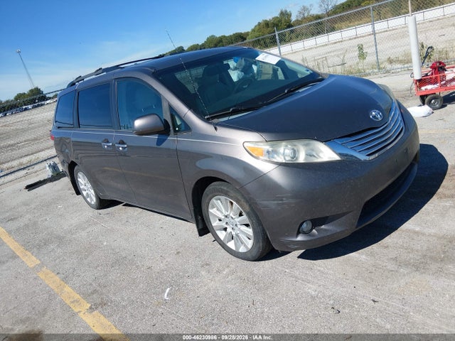 2013 Toyota Sienna Xle 7 Passenger მანქანა იყიდება აუქციონზე, vin: 5TDDK3DC1DS053553, აუქციონის ნომერი: 46230986