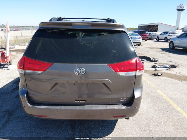 2013 Toyota Sienna Xle 7 Passenger მანქანა იყიდება აუქციონზე, vin: 5TDDK3DC1DS053553, აუქციონის ნომერი: 46230986