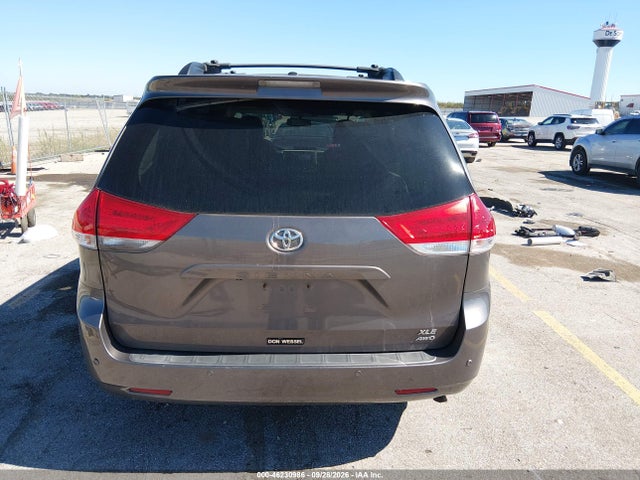 2013 Toyota Sienna Xle 7 Passenger მანქანა იყიდება აუქციონზე, vin: 5TDDK3DC1DS053553, აუქციონის ნომერი: 46230986