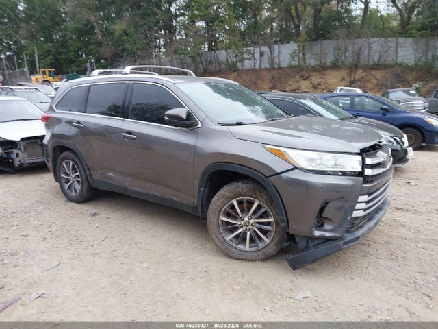 Продажа на аукционе авто 2019 Toyota Highlander Xle, vin: 5TDJZRFH9KS615397, номер лота: 46231027