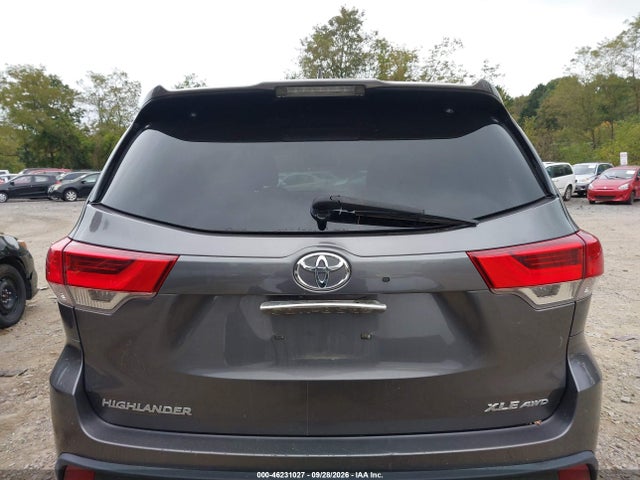 Продажа на аукционе авто 2019 Toyota Highlander Xle, vin: 5TDJZRFH9KS615397, номер лота: 46231027