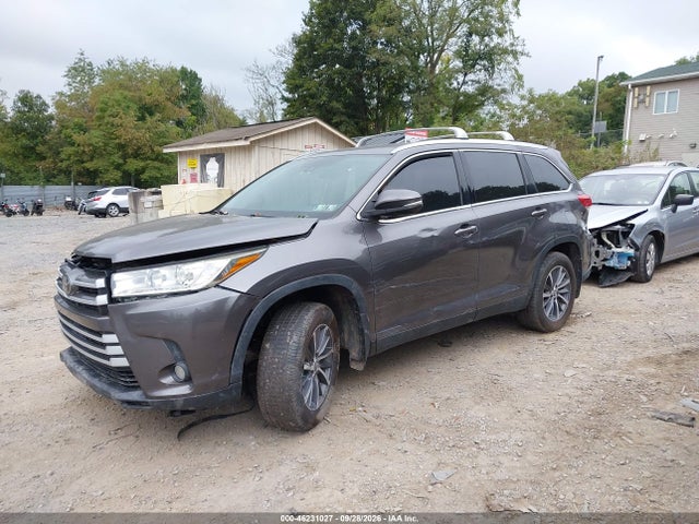 Продажа на аукционе авто 2019 Toyota Highlander Xle, vin: 5TDJZRFH9KS615397, номер лота: 46231027
