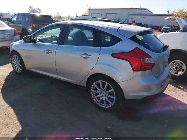 2013 Ford Focus Titanium მანქანა იყიდება აუქციონზე, vin: 1FADP3N26DL114975, აუქციონის ნომერი: 46231080