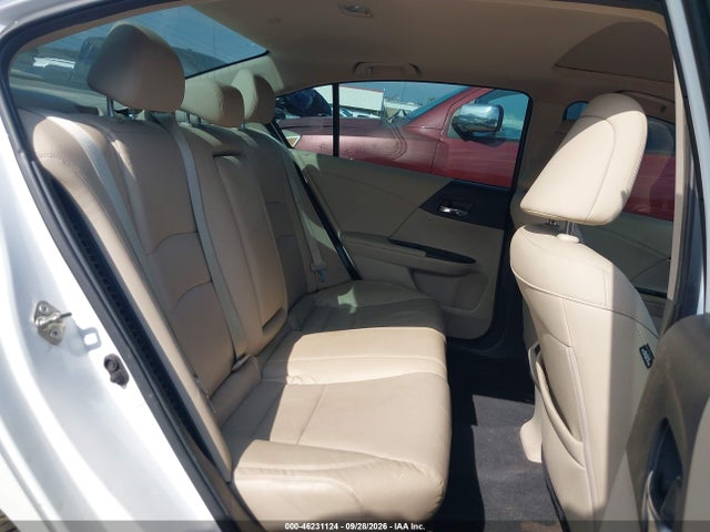 46231124 :رقم المزاد ، 1HGCR6F71FA009627 vin ، 2015 Honda Accord Hybrid Touring مزاد بيع