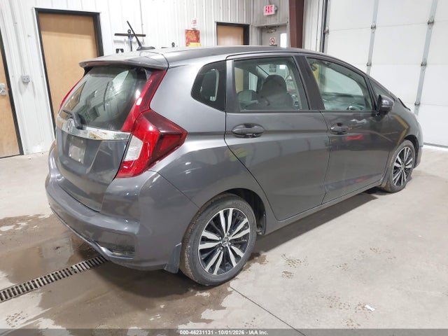 46231131 :رقم المزاد ، 3HGGK5H87JM717950 vin ، 2018 Honda Fit Ex مزاد بيع