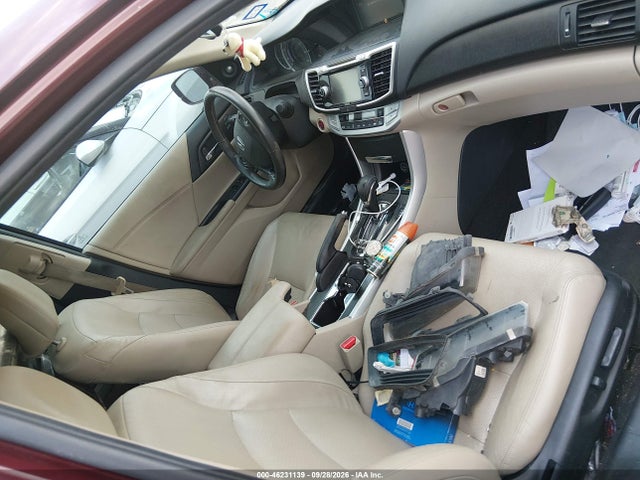 46231139 :رقم المزاد ، 1HGCR2F82FA009119 vin ، 2015 Honda Accord Ex-l مزاد بيع