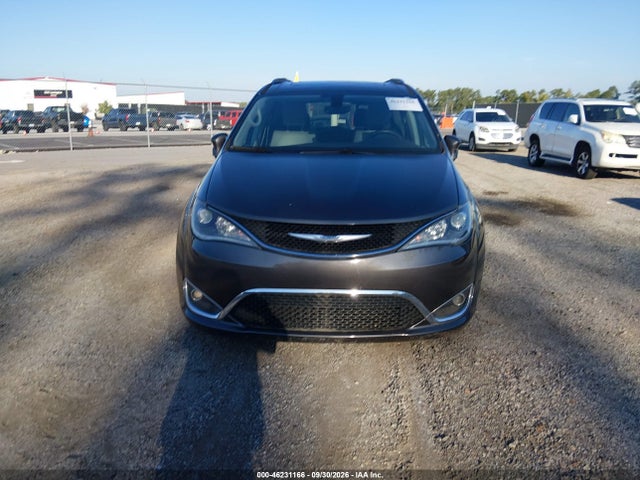 Продаж на аукціоні авто 2018 Chrysler Pacifica Touring L Plus, vin: 2C4RC1EG8JR257523, номер лоту: 46231166