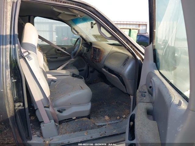46231186 :رقم المزاد ، 2FTRX07L7YCB13984 vin ، 2000 Ford F-150 Lariat/xl/xlt مزاد بيع